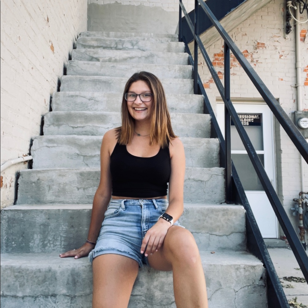 Meet your Posher, Mckenzie